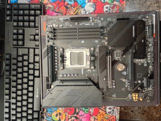 MSI B650 Gaming Plus WiFi Placa Base