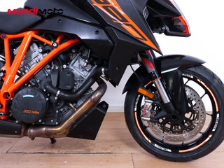 KTM 1290 SUPER DUKE GT ABS
