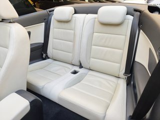 Volkswagen Golf Cabrio 2011