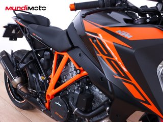 KTM 1290 SUPER DUKE GT ABS