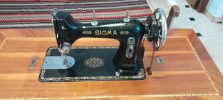 Máquina de coser antigua Sigma