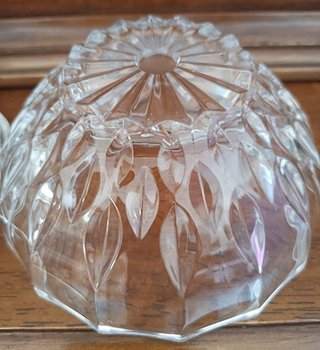 Ciotola in vetro cut glass Da un'altra epoca