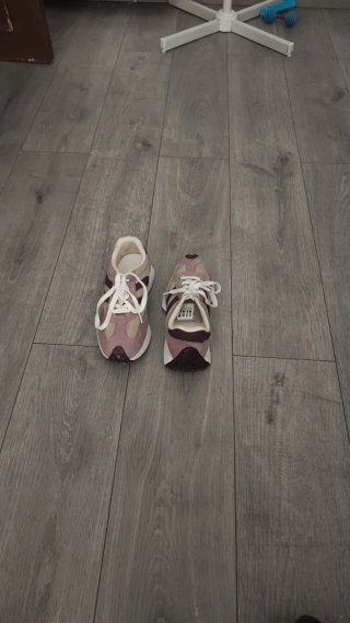Zapatillas deportivas mujer beige y rosa