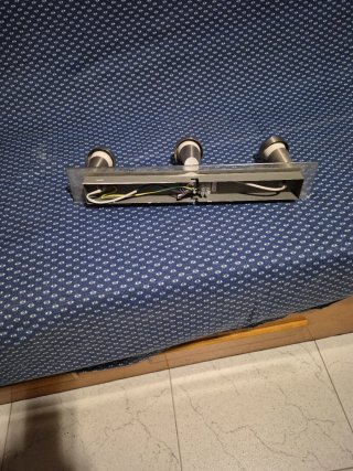 Lámpara de techo metálica plateada