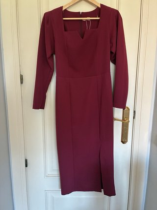 Vestido Bimani granate manga larga