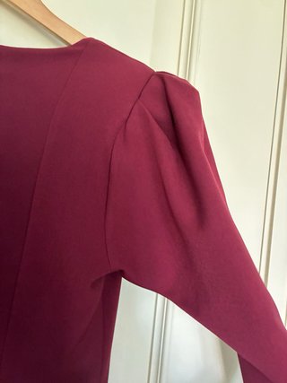 Vestido Bimani granate manga larga