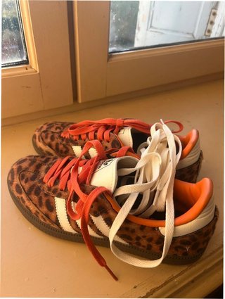 Adidas Samba OG Leopardo Rojo Talla 37