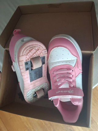 Zapatillas con Ruedas Talla 37