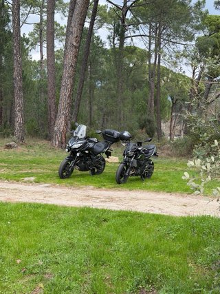 Kawasaki Versys 650 Negra