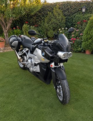 BMW K1200R Impecable Vendo o cambio.