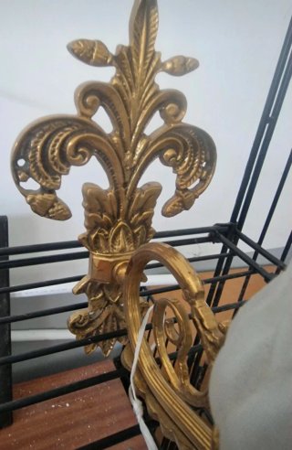 Aplique de parede bronze e vidro fosco vintage