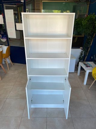 Estantería blanca modular