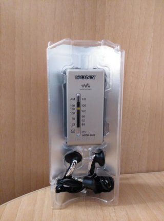 Sony SRF-S84 Radio FM/AM Walkman