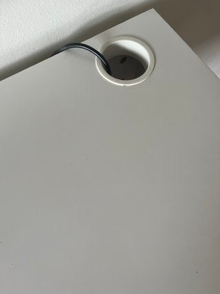 Escritorio Ikea blanco y madera