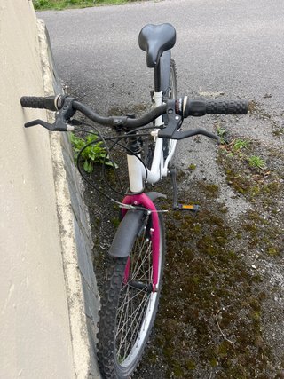 Bicicleta 24 blanca y rosa