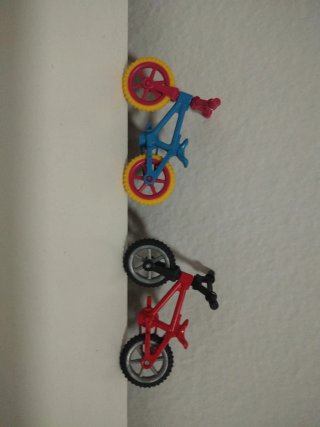 Lote familia Playmobil con bicicletas