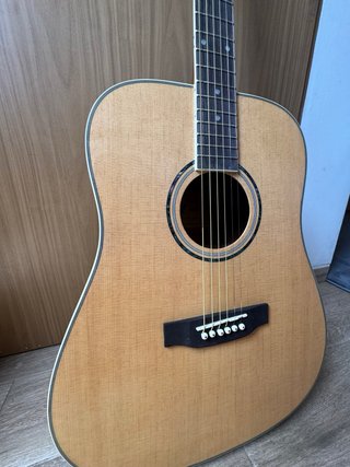 Guitarra Acústica Harley Benton sin estrenar