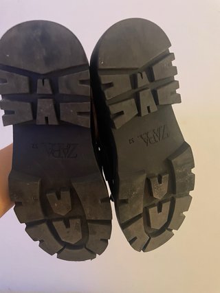Zapatos Zara Negros Charol con Tassel