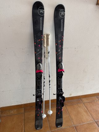 Esquís Rossignol con bastones