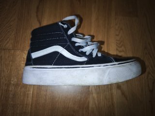 Zapatillas Vans Sk8-Hi Negras y Blancas. originale