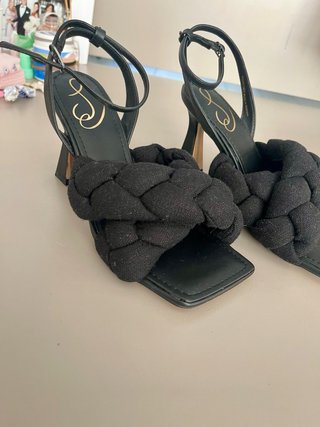 Sandali neri con tacco