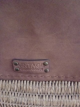 Bolso de piel y rafia