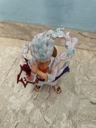 Luffy Gear 5 Figure