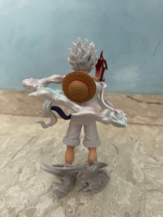 Luffy Gear 5 Figure