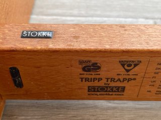 Trona Stokke Evolutiva + Baby Set + Fundas