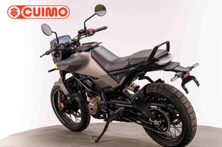 HUSQVARNA SVARTPILEN 125