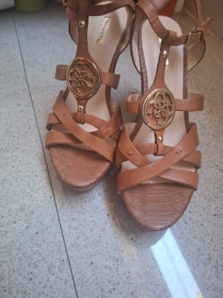 Sandalias Guess Marrones Talla 41