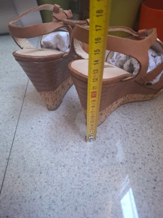 Sandalias Guess Marrones Talla 41
