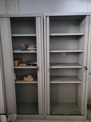 Armario metálico oficina puertas enrollables