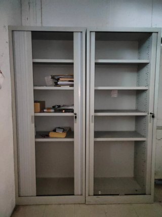 Armario metálico oficina puertas enrollables