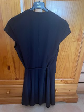 Vestido cruzado H&M negro