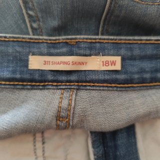 Levi's 311 Shaping Skinny Talla 18W Curvy
