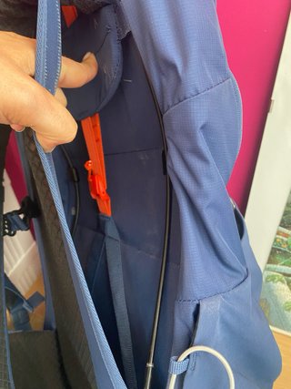 Mochila de montaña azul 25L