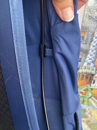 Mochila de montaña azul 25L
