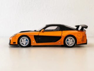 Maqueta Mazda RX-7 Veilside 1:24