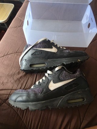 Ténis Nike Air Max 90 Preto e Cinza