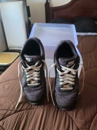 Ténis Nike Air Max 90 Preto e Cinza