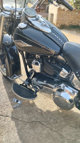 Harley Davidson Heritage Softail Class