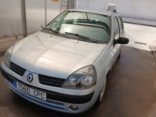 Renault Clio 2003
