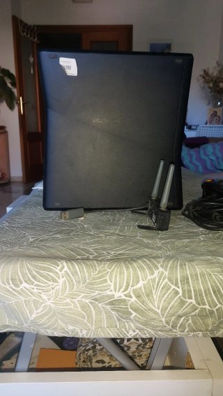 Xbox 360 256 gb con 1 mando, WiFi y juegos