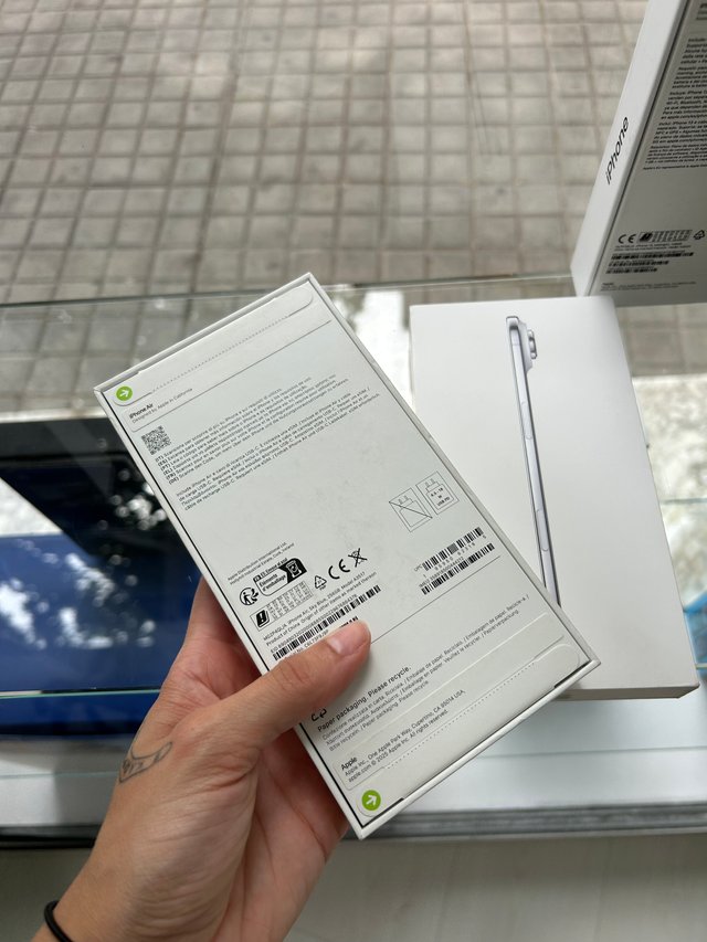 iPhone 17 Air 256gb nuovo, mai aperto