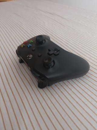 Mando Xbox One Negro