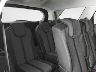 Peugeot 5008 PureTech 130 S&S Allure 96 kW (130 CV)