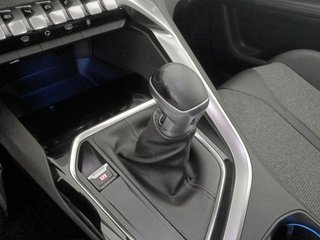 Peugeot 5008 PureTech 130 S&S Allure 96 kW (130 CV)