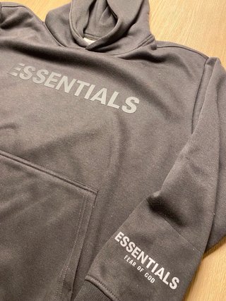 Sudadera Essentials Negra Talla M