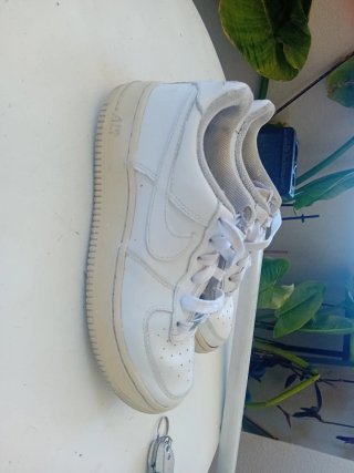 Nike Air Force 1 Blancas y Beige Talla 38